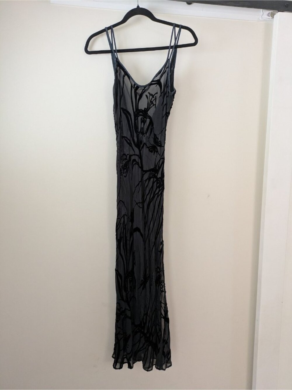 Victoria's Secret Slip Silk Blend Nightgown Dress Black S Sheer Burnout Y2K Goth - Picture 2 of 8